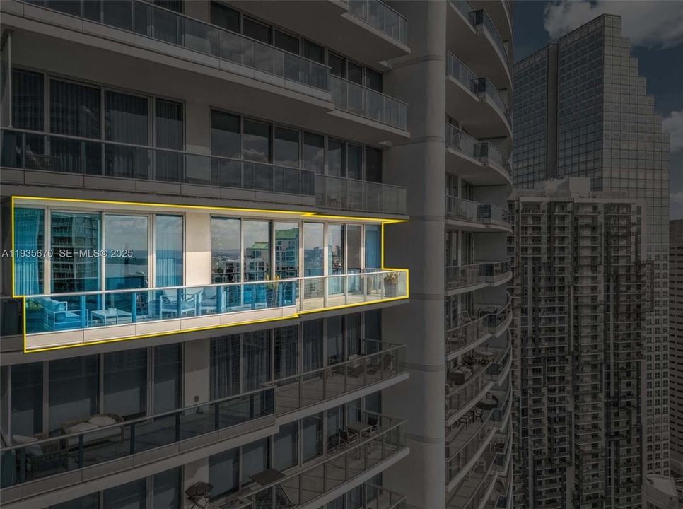 В аренду: $7,900 (2 спален, 2 ванн, 1500 Квадратных фут)