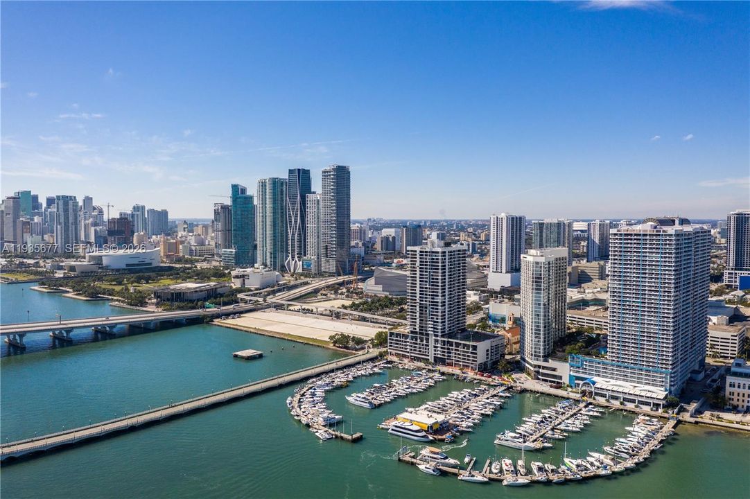 For Sale: $430,000 (2 beds, 1 baths, 800 Square Feet)