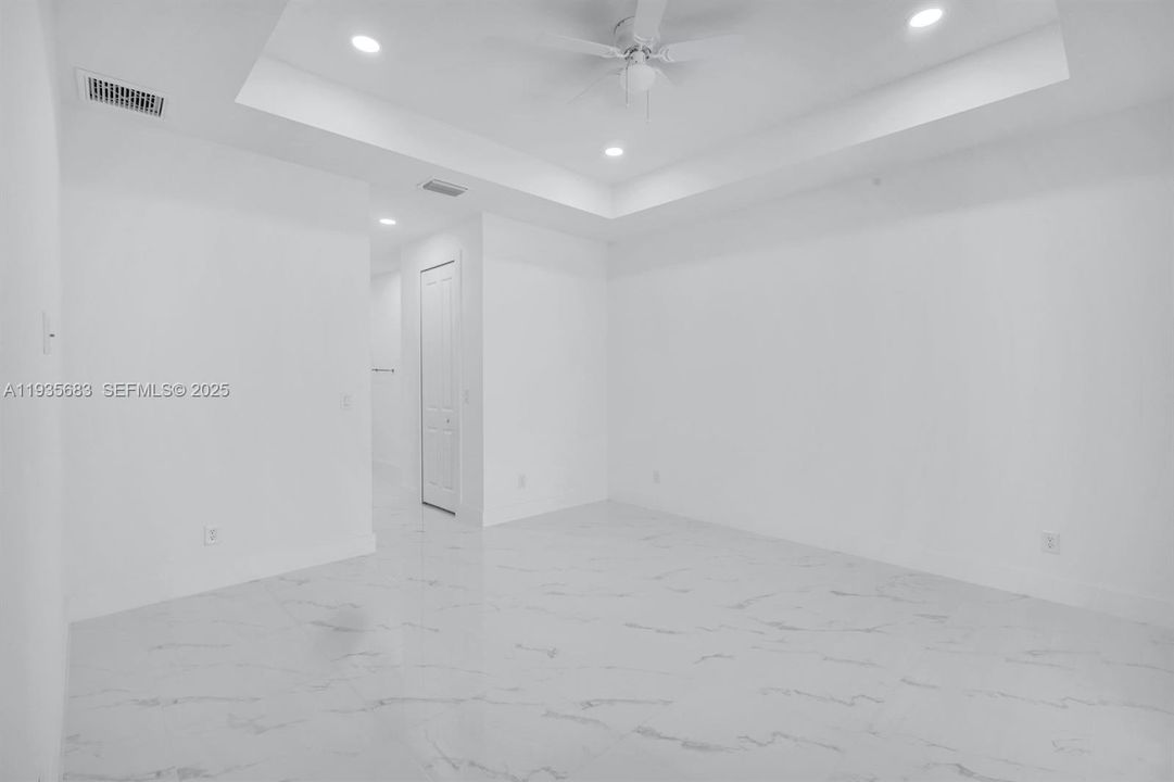 待售: $494,900 (4 贝兹, 3 浴室, 0 平方英尺)