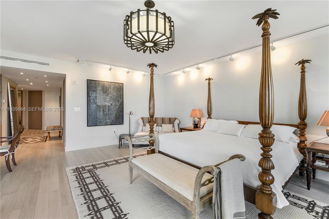 В аренду: $20,000 (3 спален, 4 ванн, 3680 Квадратных фут)