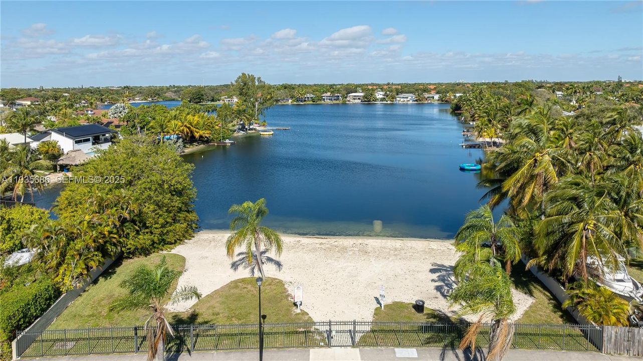 出租: $3,500 (3 贝兹, 2 浴室, 2017 平方英尺)