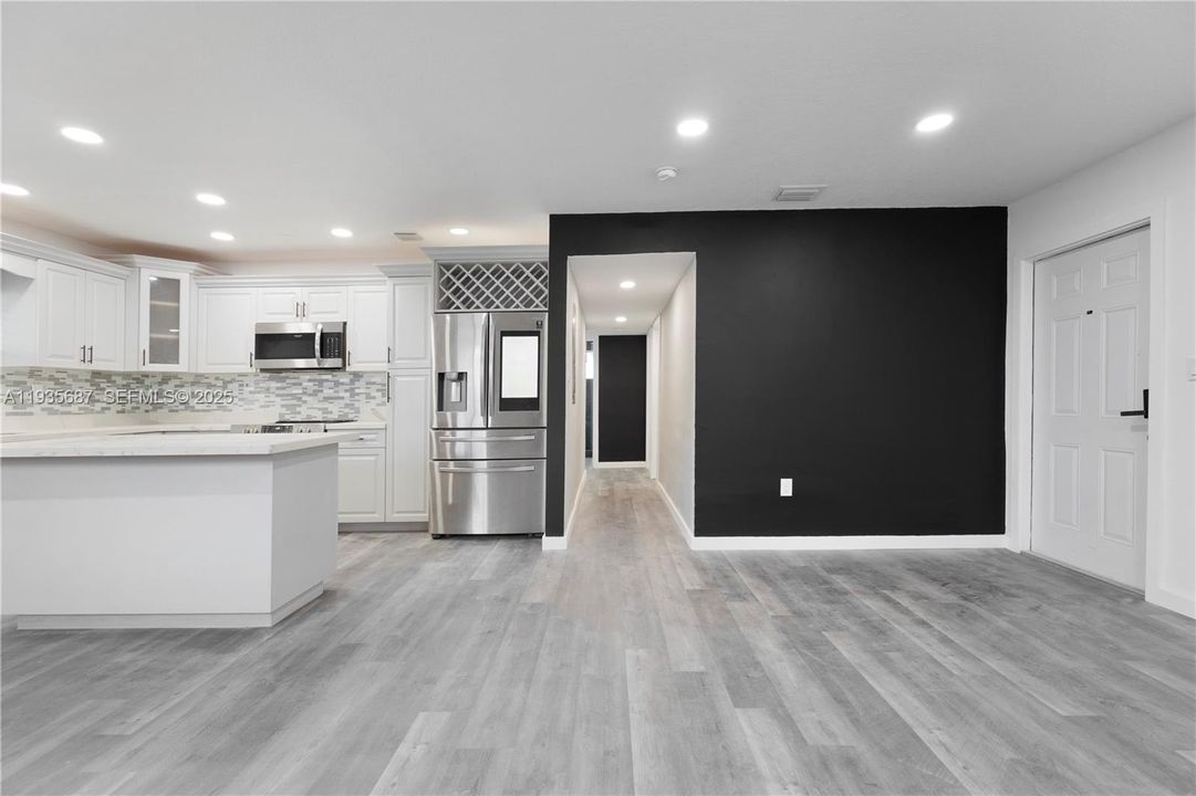 En Renta: $3,000 (3 camas, 2 baños, 1988 Pies cuadrados)