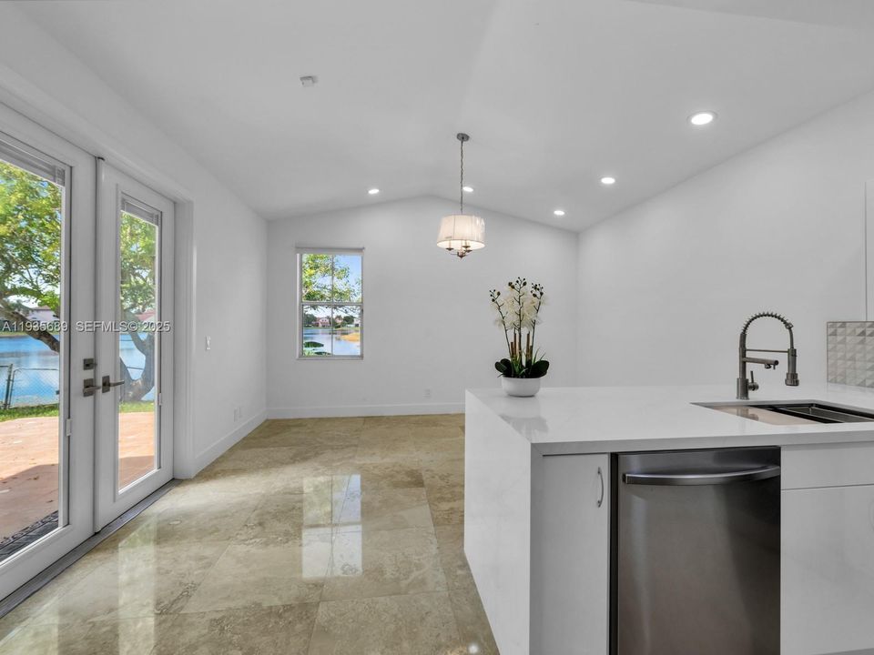 For Sale: $625,000 (3 beds, 2 baths, 1568 Square Feet)