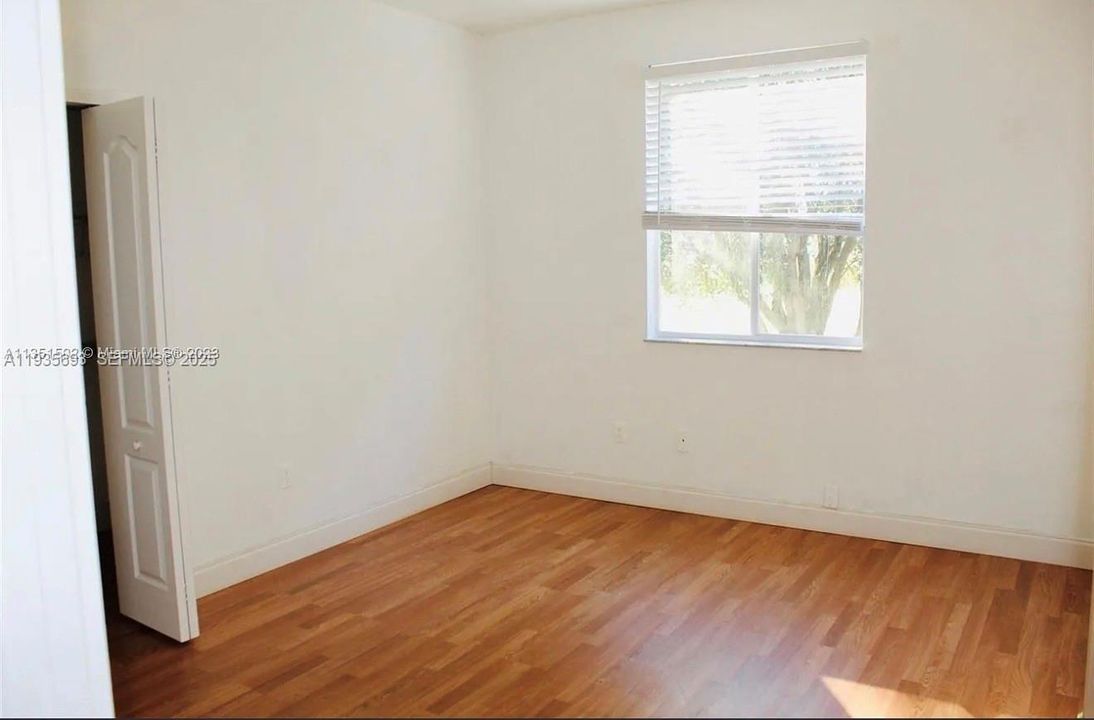 For Rent: $4,475 (5 beds, 3 baths, 2539 Square Feet)