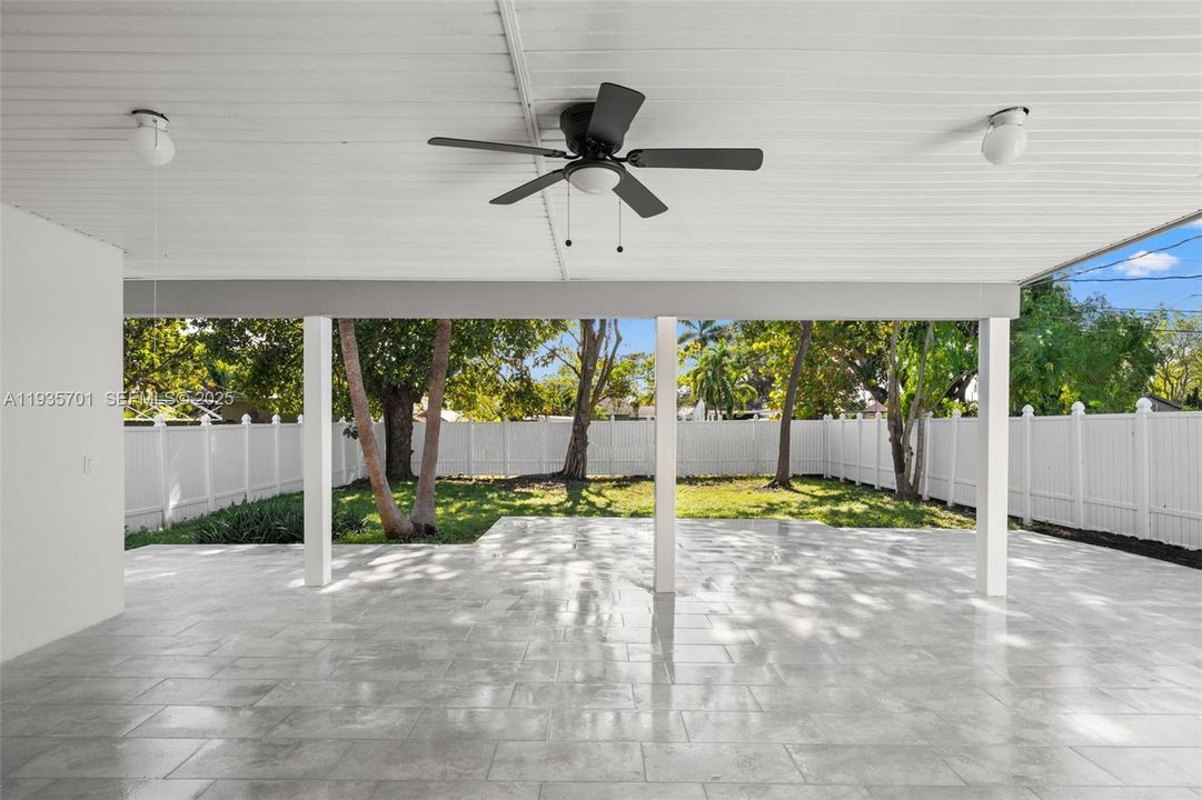 For Sale: $649,000 (3 beds, 2 baths, 1530 Square Feet)