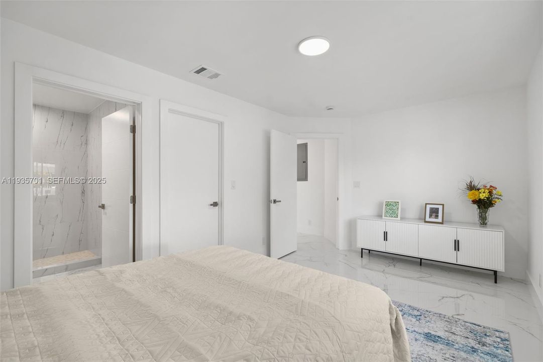 For Sale: $649,000 (3 beds, 2 baths, 1530 Square Feet)