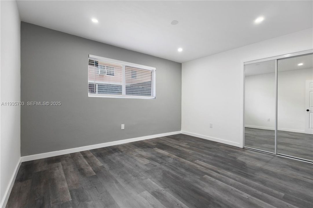 En Renta: $2,500 (2 camas, 1 baños, 1988 Pies cuadrados)