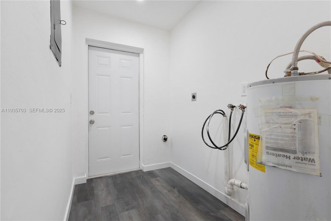 En Renta: $2,500 (2 camas, 1 baños, 1988 Pies cuadrados)