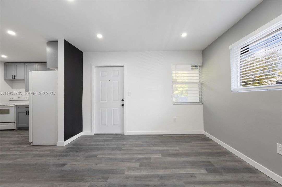 En Renta: $2,500 (2 camas, 1 baños, 1988 Pies cuadrados)