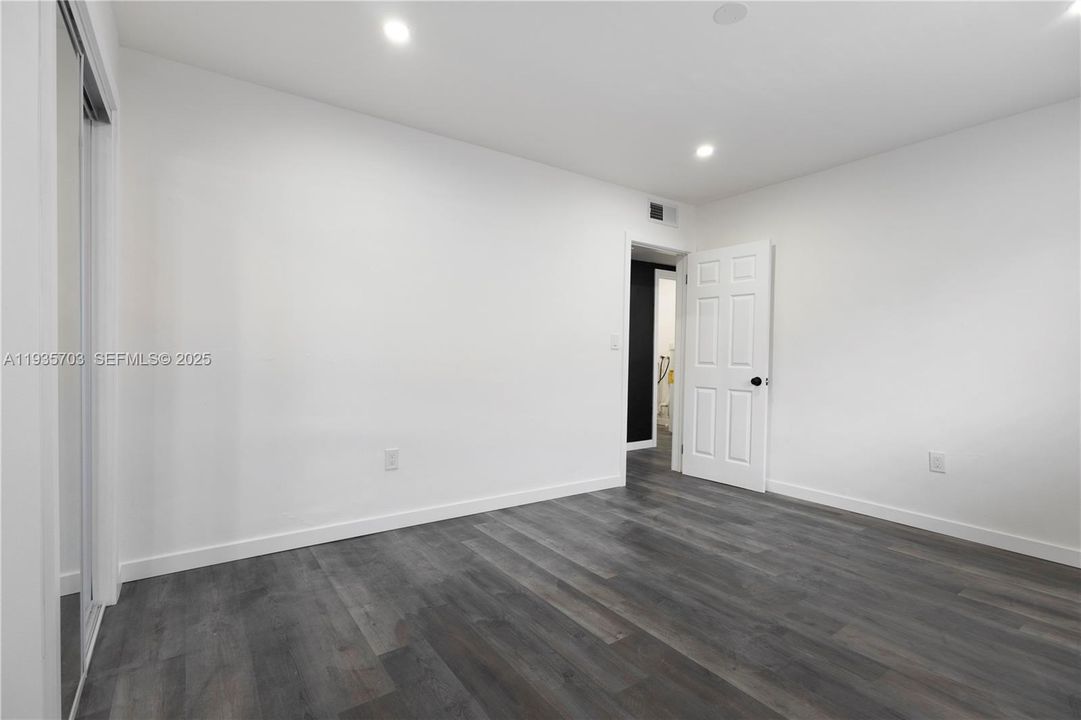 En Renta: $2,500 (2 camas, 1 baños, 1988 Pies cuadrados)