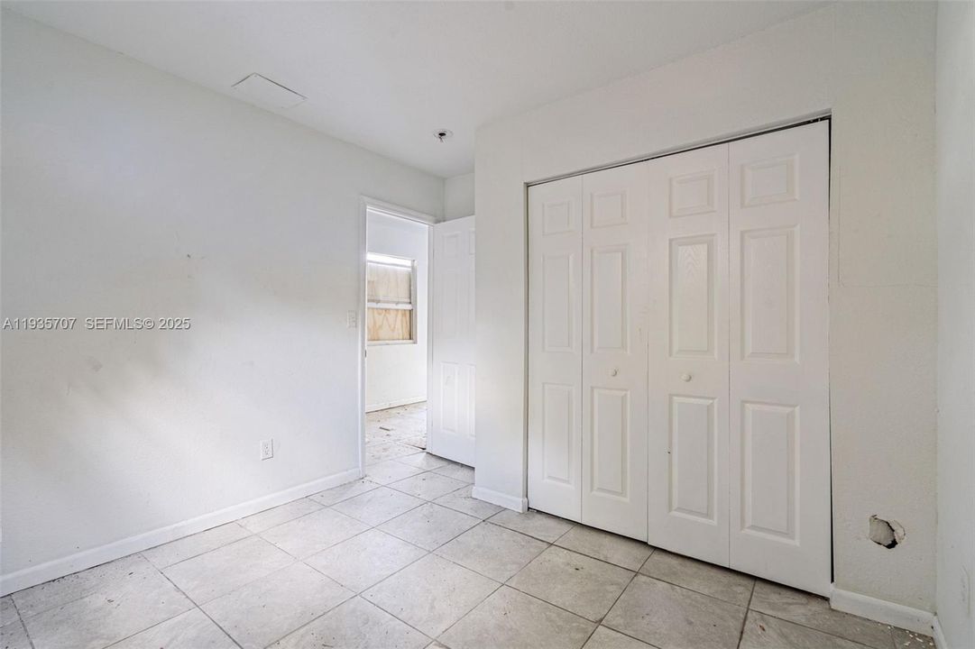 待售: $1,275,000 (0 贝兹, 0 浴室, 7382 平方英尺)