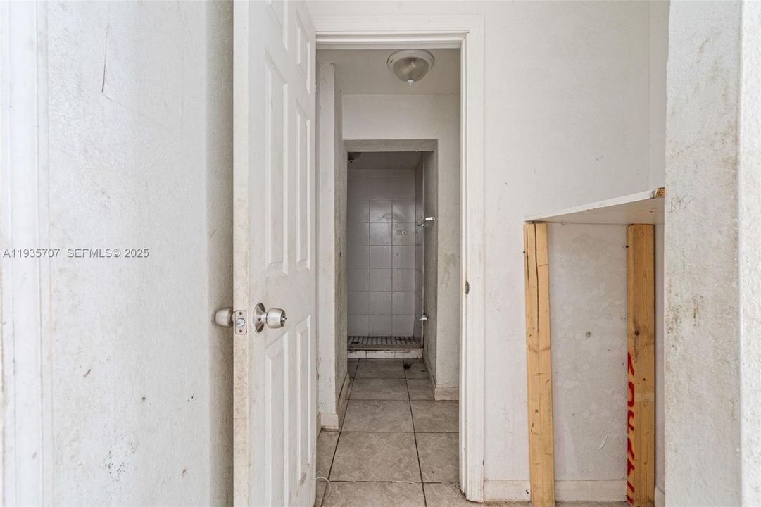 待售: $1,275,000 (0 贝兹, 0 浴室, 7382 平方英尺)