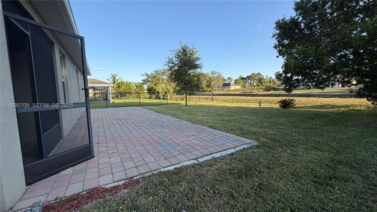 待售: $350,000 (3 贝兹, 2 浴室, 0 平方英尺)