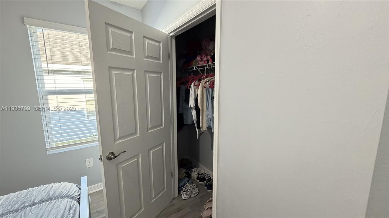 待售: $350,000 (3 贝兹, 2 浴室, 0 平方英尺)