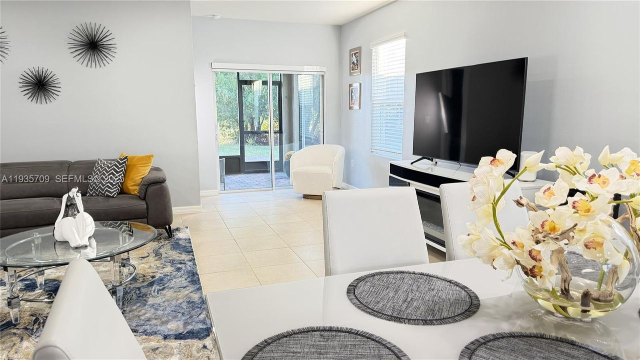 待售: $350,000 (3 贝兹, 2 浴室, 0 平方英尺)