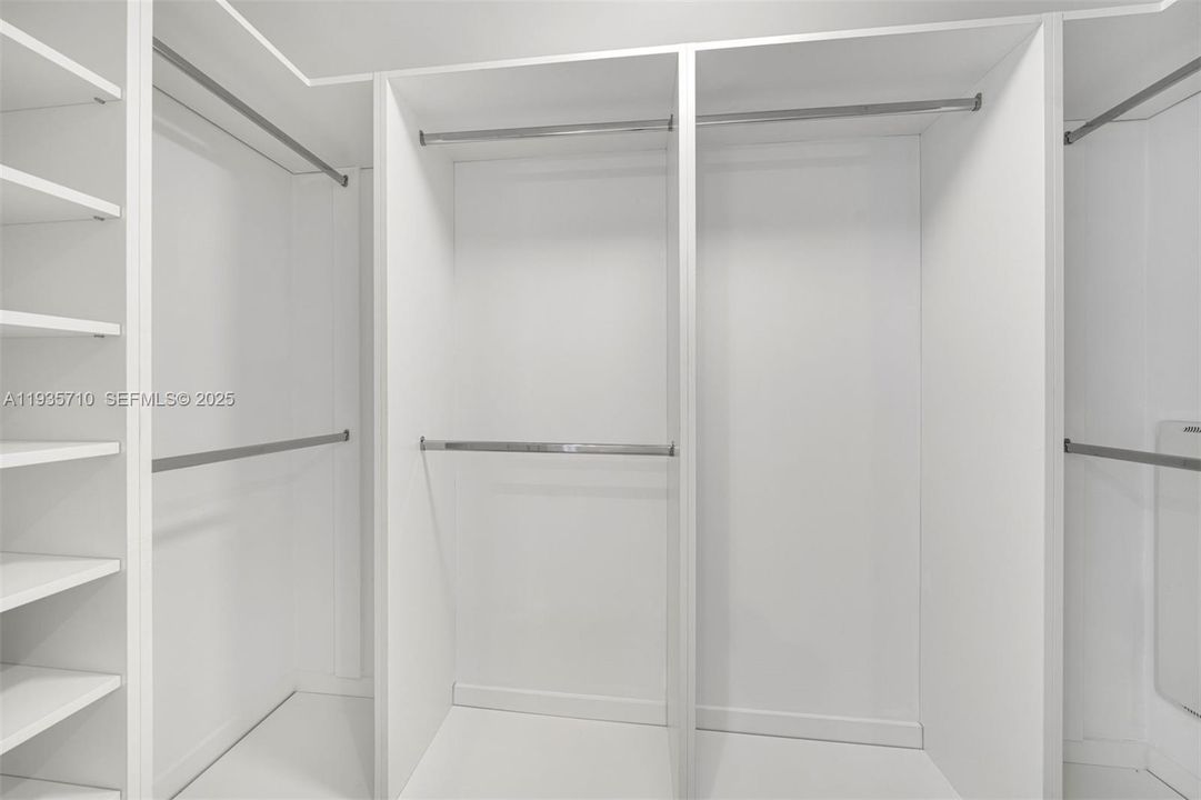 На продажу: $980,000 (2 спален, 2 ванн, 1341 Квадратных фут)