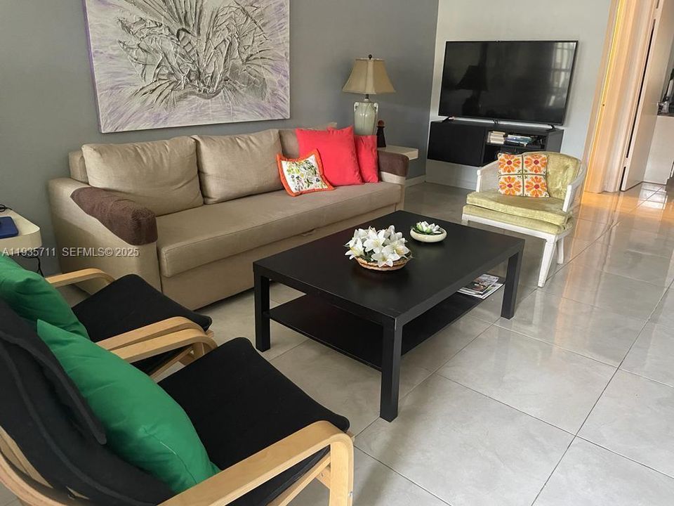 En Venta: $167,000 (1 camas, 1 baños, 620 Pies cuadrados)
