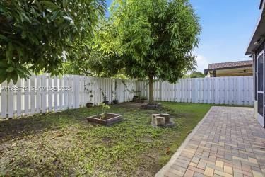 На продажу: $660,000 (3 спален, 2 ванн, 1248 Квадратных фут)