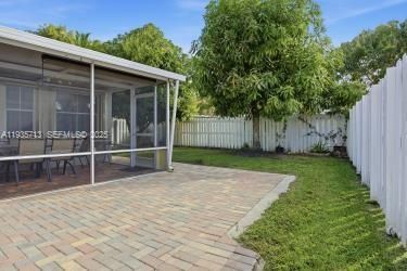 На продажу: $660,000 (3 спален, 2 ванн, 1248 Квадратных фут)