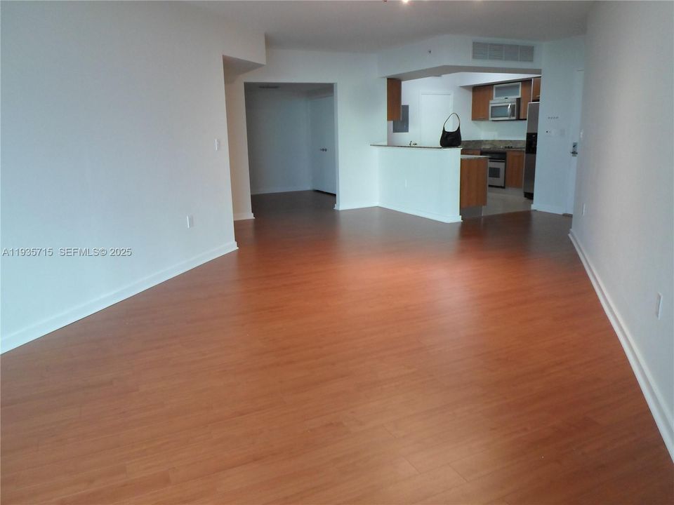 Living dinning room and kitchen view