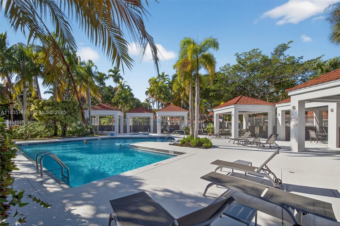 En Venta: $425,000 (3 camas, 2 baños, 1598 Pies cuadrados)