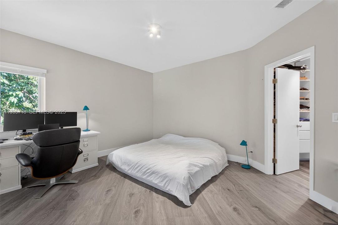 En Venta: $425,000 (3 camas, 2 baños, 1598 Pies cuadrados)