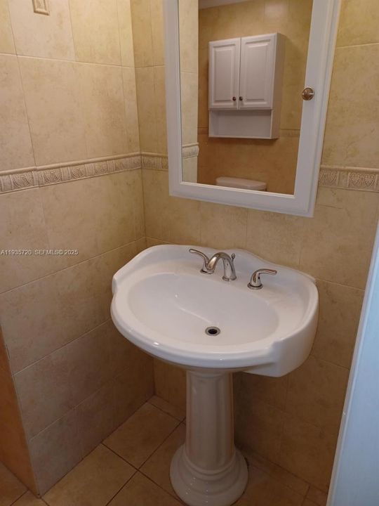 En Venta: $129,900 (1 camas, 1 baños, 615 Pies cuadrados)