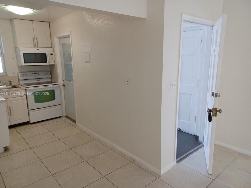 En Venta: $129,900 (1 camas, 1 baños, 615 Pies cuadrados)