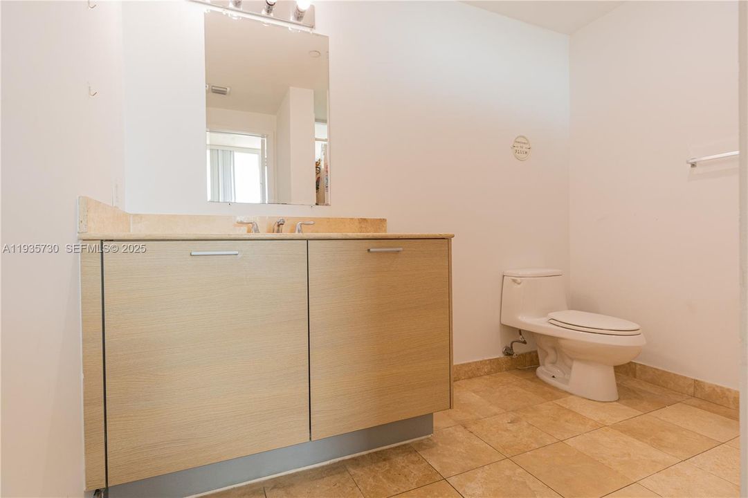 出租: $3,800 (2 贝兹, 2 浴室, 1036 平方英尺)