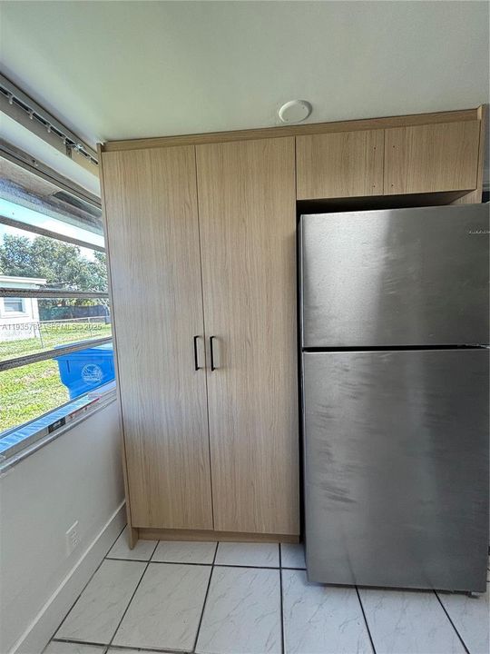 В аренду: $2,200 (2 спален, 1 ванн, 2199 Квадратных фут)