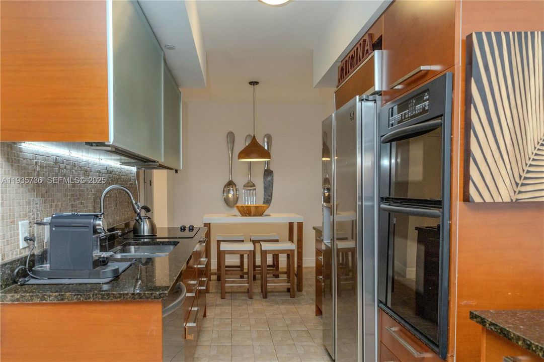 待售: $929,000 (3 贝兹, 3 浴室, 1571 平方英尺)