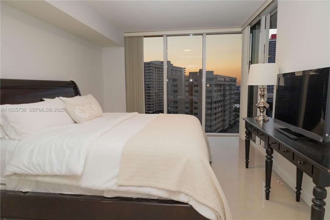 待售: $929,000 (3 贝兹, 3 浴室, 1571 平方英尺)