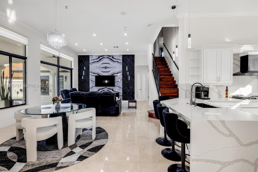 For Sale: $1,850,000 (7 beds, 5 baths, 3966 Square Feet)