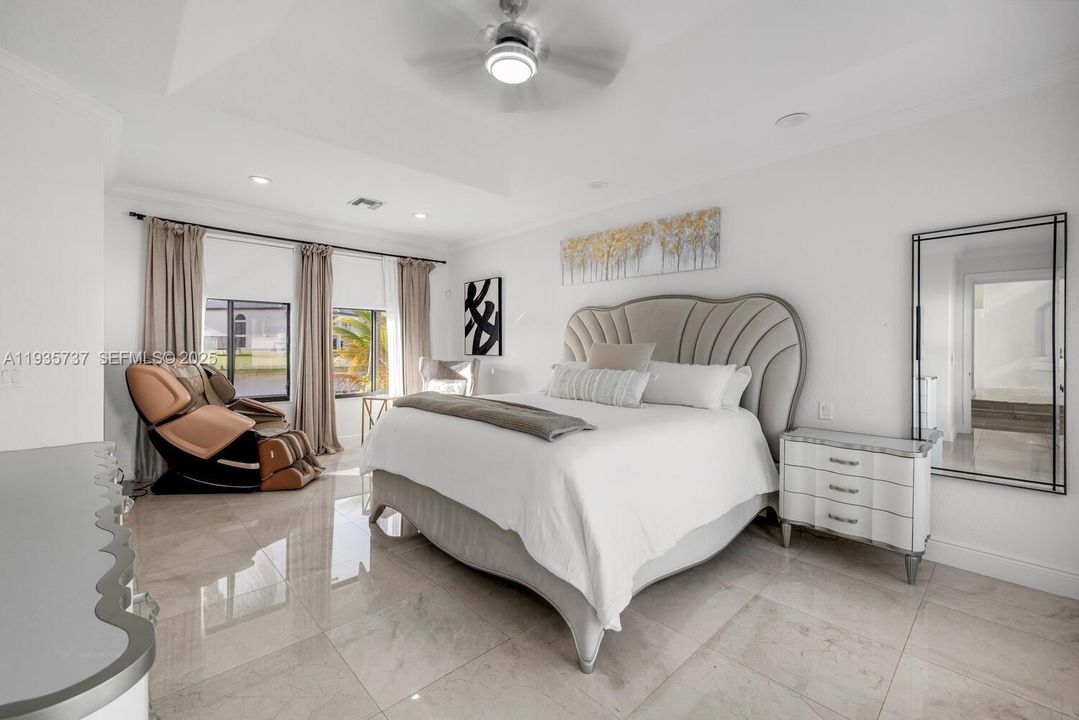 For Sale: $1,850,000 (7 beds, 5 baths, 3966 Square Feet)