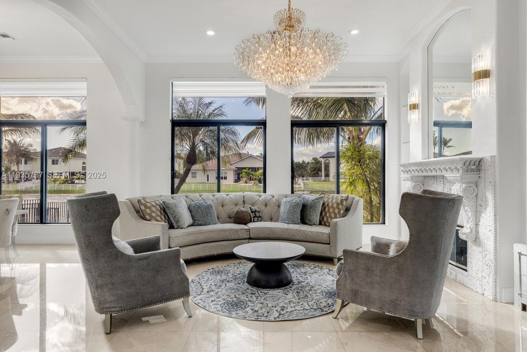 For Sale: $1,850,000 (7 beds, 5 baths, 3966 Square Feet)