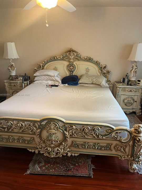 For Sale: $290,000 (2 beds, 2 baths, 1370 Square Feet)