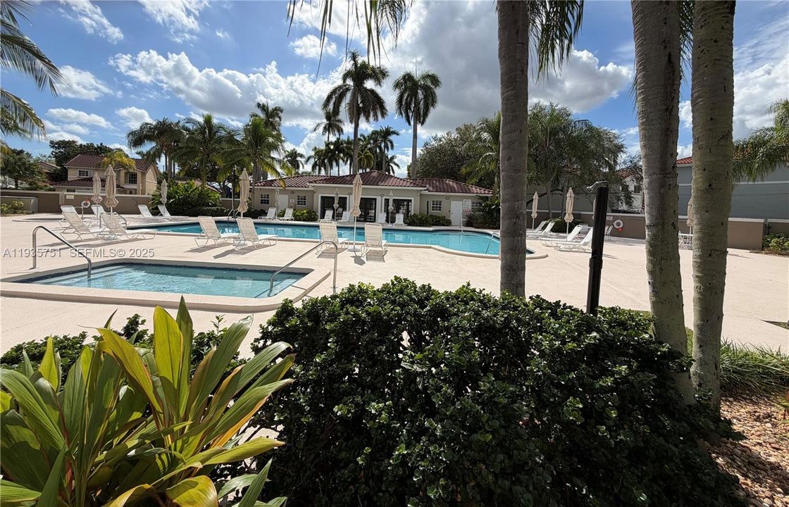 В аренду: $2,900 (3 спален, 2 ванн, 1401 Квадратных фут)