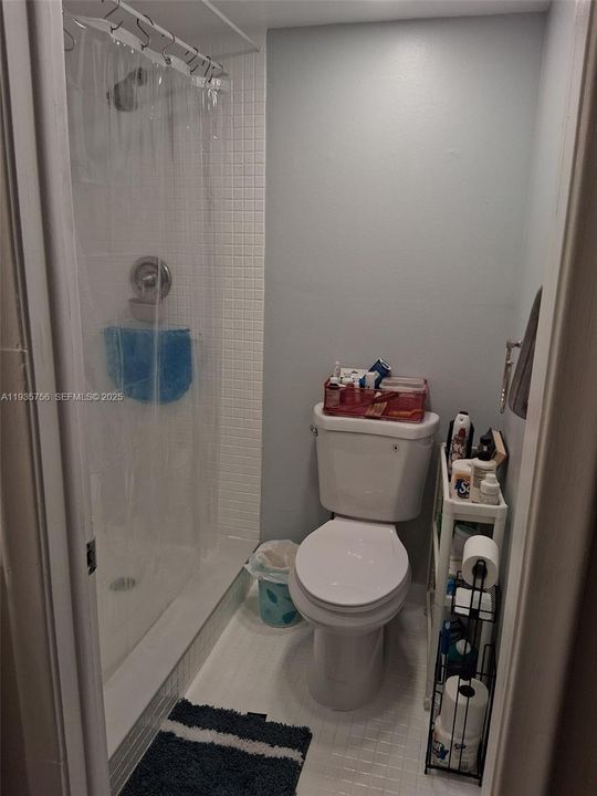 For Sale: $210,000 (2 beds, 2 baths, 1025 Square Feet)