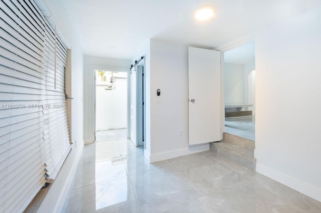 En Venta: $725,000 (3 camas, 2 baños, 1344 Pies cuadrados)