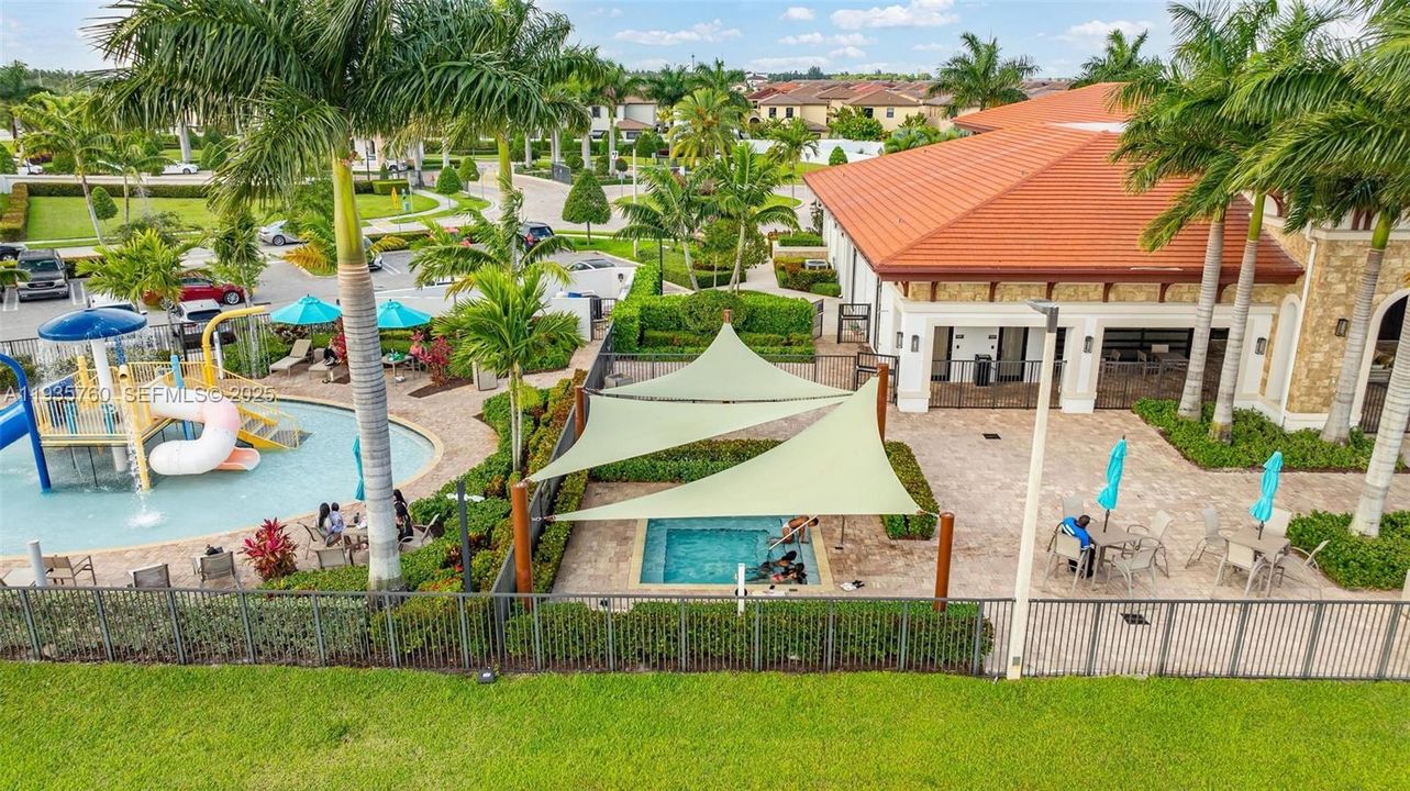 En Renta: $2,900 (3 camas, 3 baños, 1332 Pies cuadrados)