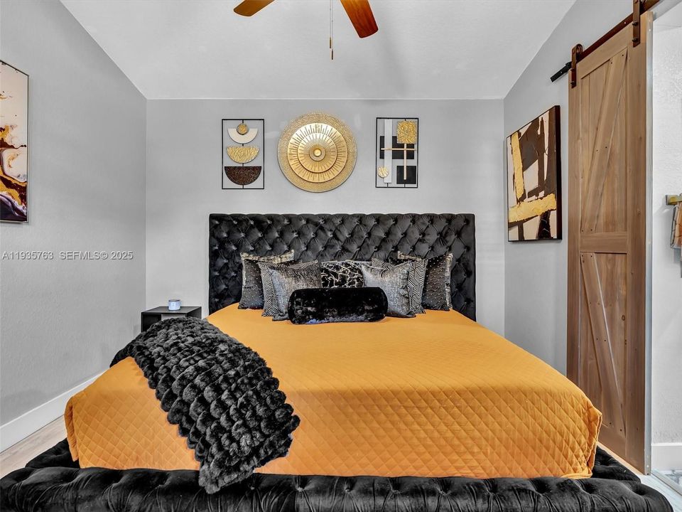 На продажу: $475,000 (4 спален, 2 ванн, 1928 Квадратных фут)