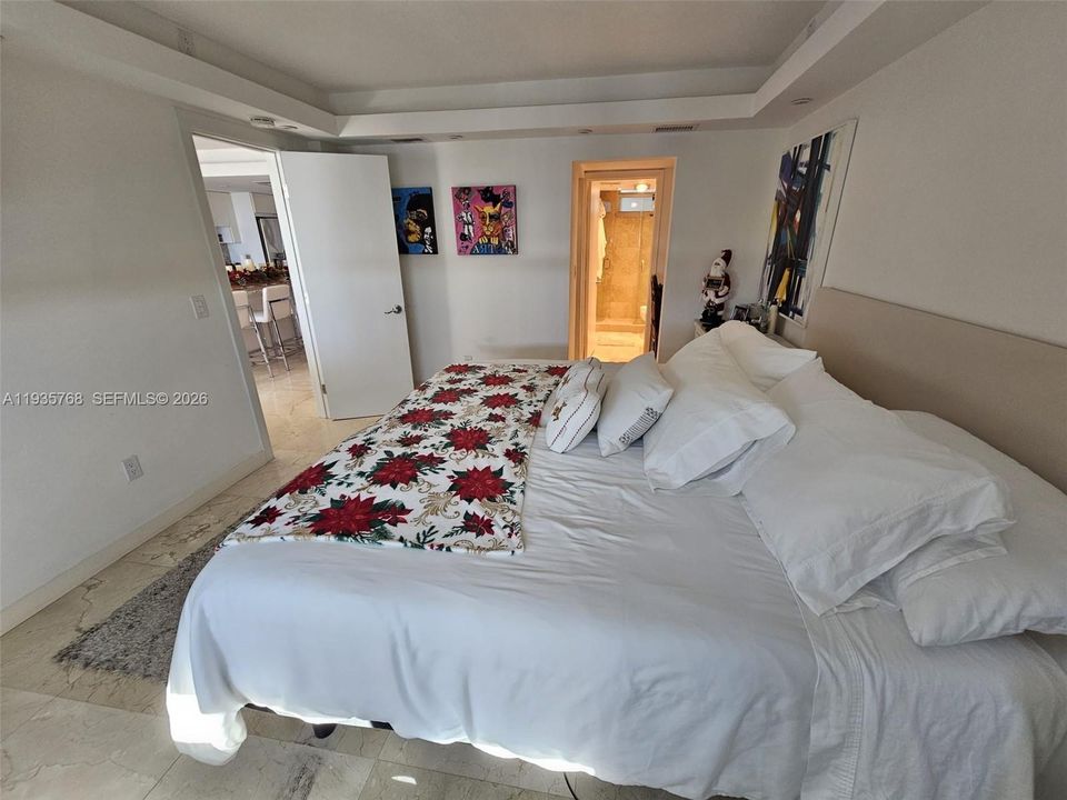 В аренду: $2,300 (1 спален, 1 ванн, 768 Квадратных фут)