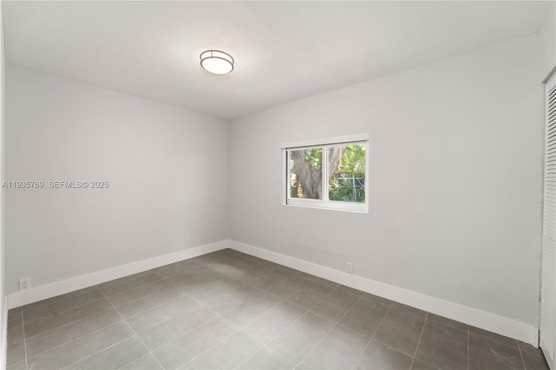 出租: $3,550 (3 贝兹, 2 浴室, 1644 平方英尺)