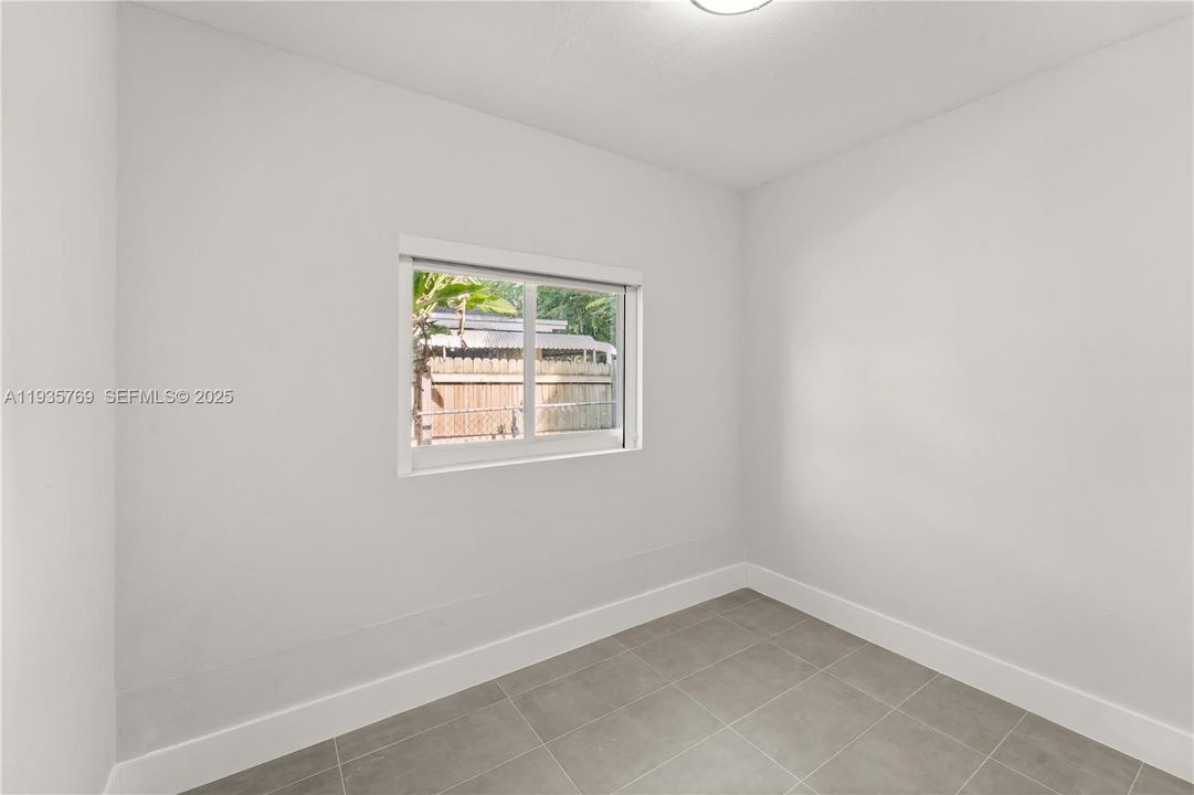 出租: $3,550 (3 贝兹, 2 浴室, 1644 平方英尺)