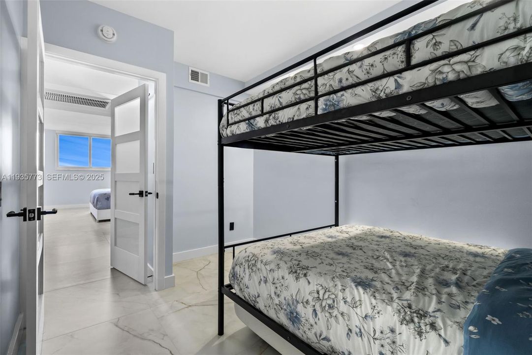 En Venta: $699,000 (3 camas, 2 baños, 1492 Pies cuadrados)