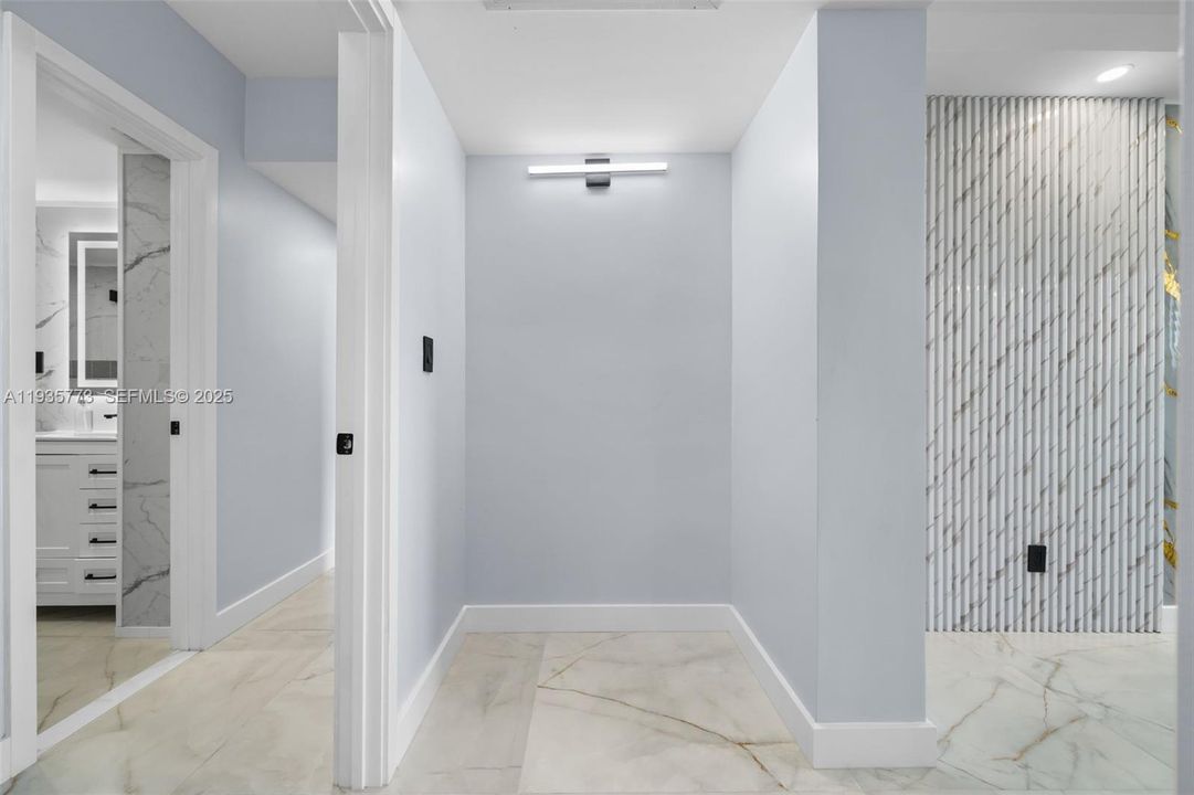 En Venta: $699,000 (3 camas, 2 baños, 1492 Pies cuadrados)