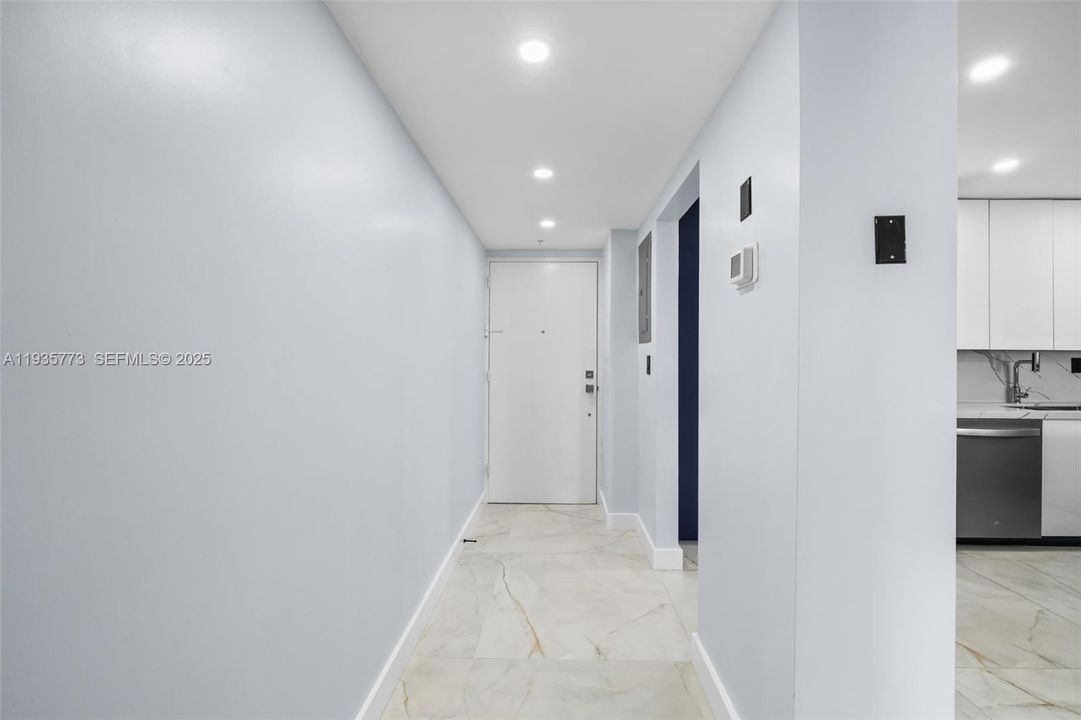 En Venta: $699,000 (3 camas, 2 baños, 1492 Pies cuadrados)