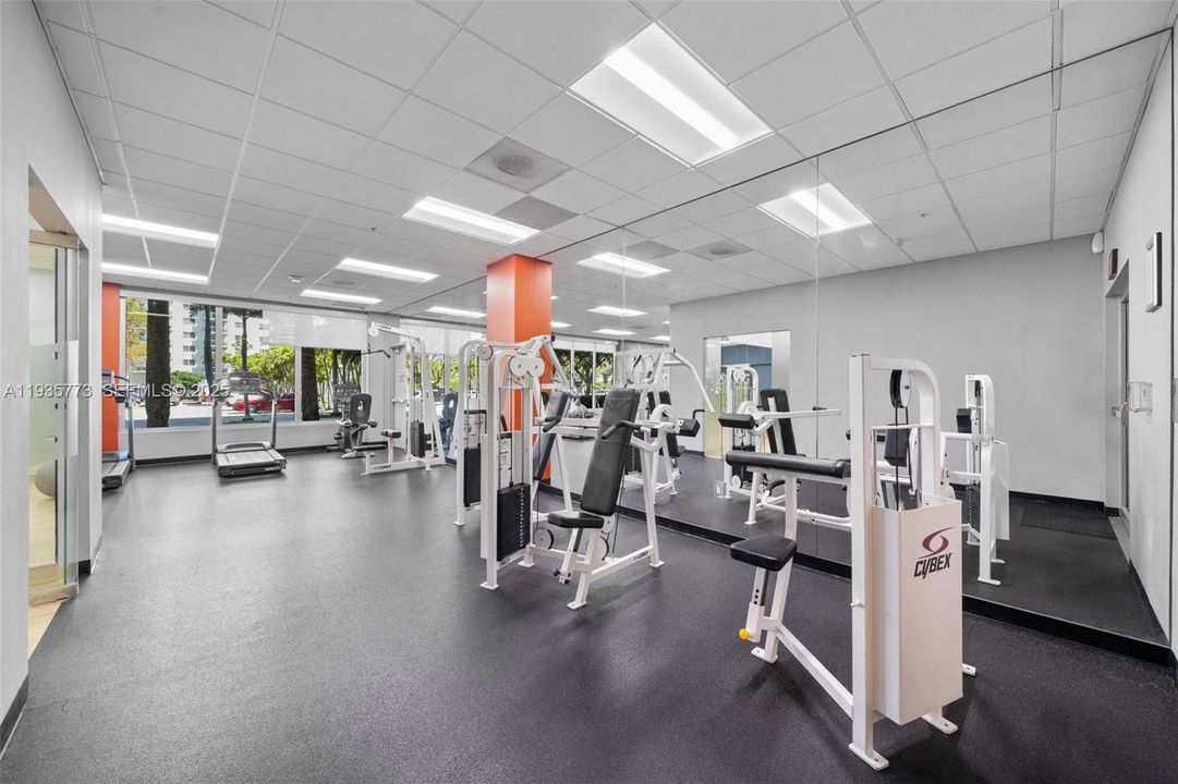 En Venta: $699,000 (3 camas, 2 baños, 1492 Pies cuadrados)