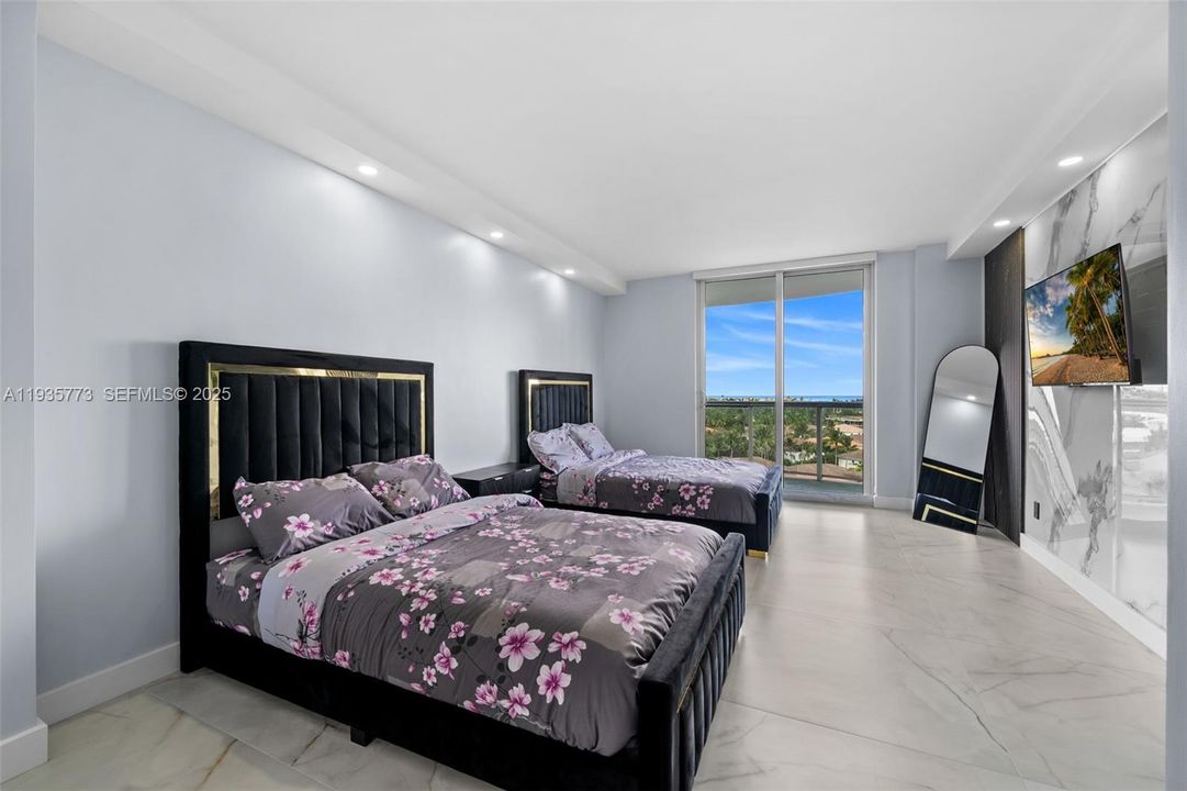 En Venta: $699,000 (3 camas, 2 baños, 1492 Pies cuadrados)