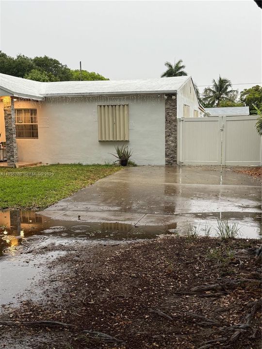 For Sale: $712,900 (4 beds, 4 baths, 0 Square Feet)